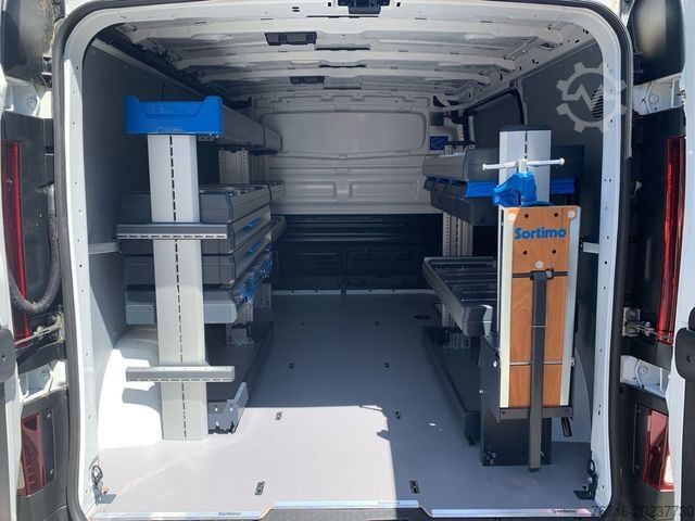 Panel van RENAULT Trafic KOMFORT L1H1 3,0t  dCi 130 SORTIMO+KAMERA