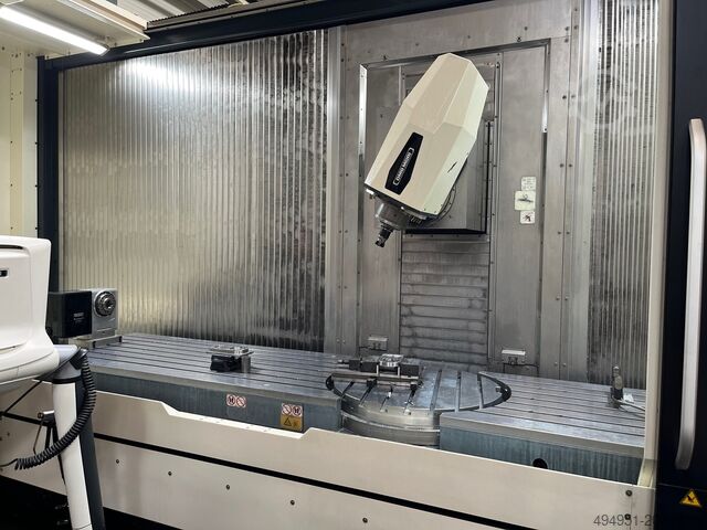 Universelles Bearbeitungszentrum DMG MORI DMF 300/8