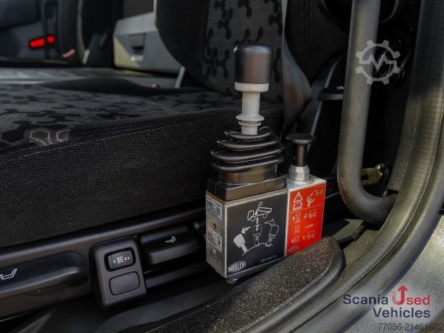 Three-sided tipper truck Scania G 460 B8x4HZ XT - Meiller TRIGENIUS D421 / Bordmat