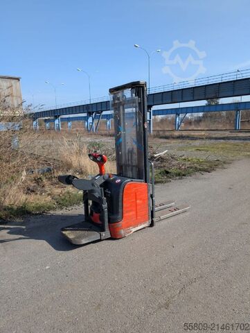 High Lift stacker Linde L 16 AP