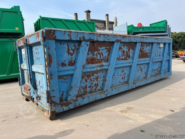 Roll-off container  CONTAINER SCARRABILE USATO A CIELO APERTO