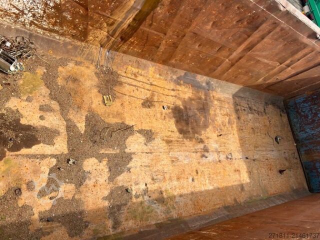 Roll-off container  CONTAINER SCARRABILE USATO A CIELO APERTO