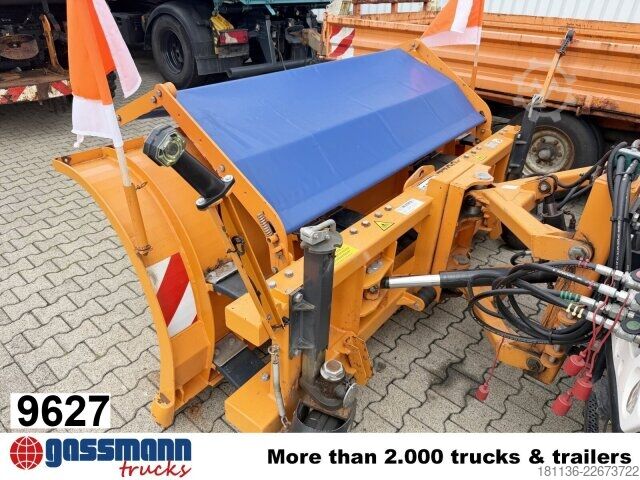 Landmaschine Bucher Ramox 260 NGR Schneeschild