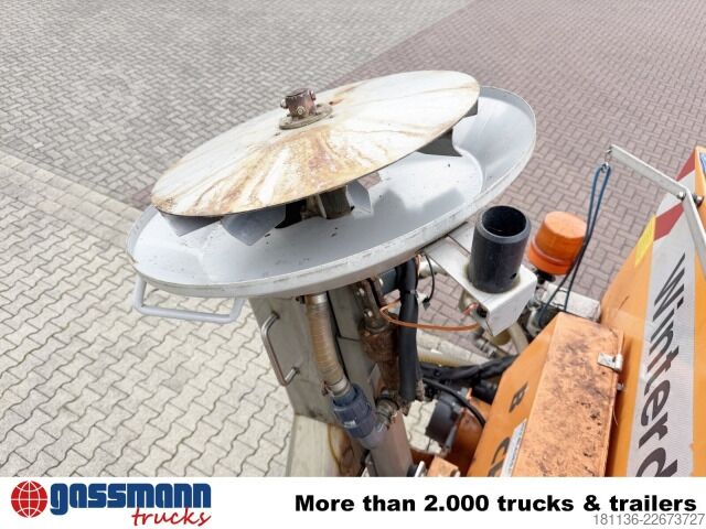 Landmaschine Bucher Yeti 2500 W FS Salzstreuer ca. 2,5m³