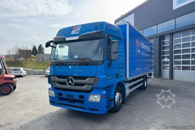 Box truck MERCEDES-BENZ Actros 1832 4x2 Isotherm