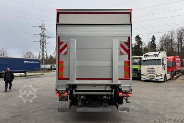 Box truck VOLVO FM-380 4x2 Koffer