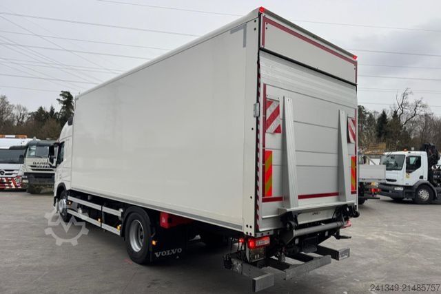 Box truck VOLVO FM-380 4x2 Koffer