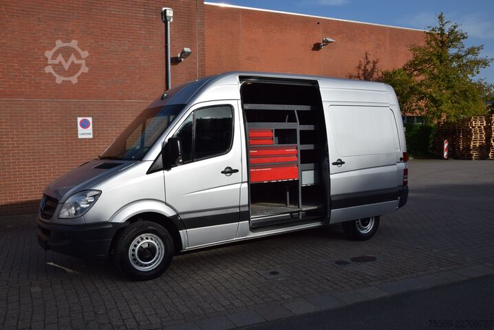 Kastenwagen hoch Mercedes-Benz Sprinter  316 L2H2 Regale 2xSchiebetür AHK Klima