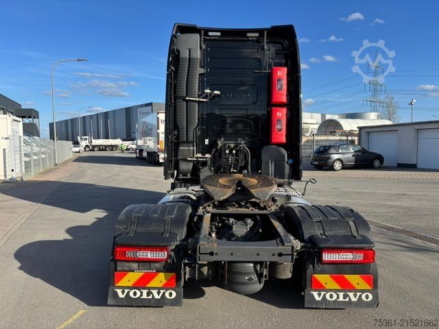 Volumen SZM VOLVO FH 500  I-Save Globet. RETARDER X-LOW Hubsattel.
