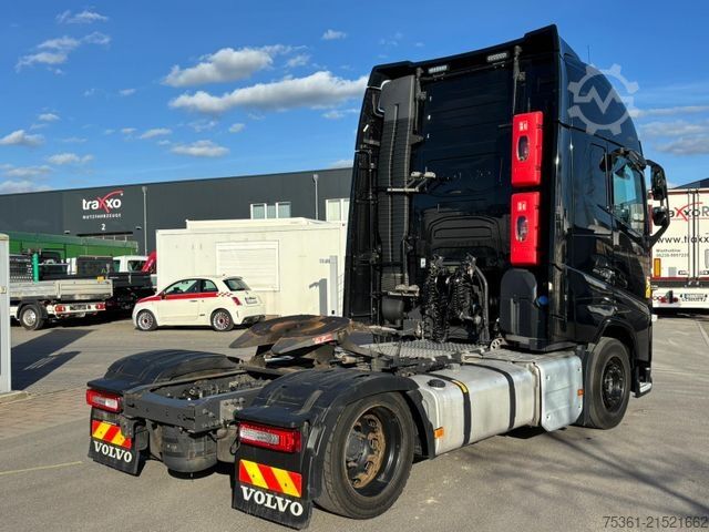 Volumen SZM VOLVO FH 500  I-Save Globet. RETARDER X-LOW Hubsattel.