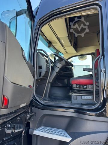 Volumen SZM VOLVO FH 500  I-Save Globet. RETARDER X-LOW Hubsattel.