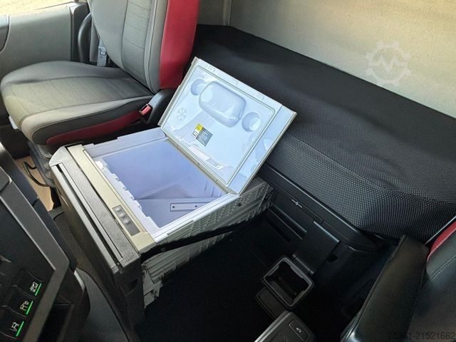 Volumen SZM VOLVO FH 500  I-Save Globet. RETARDER X-LOW Hubsattel.