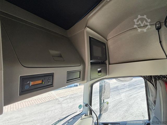 Volumen SZM VOLVO FH 500  I-Save Globet. RETARDER X-LOW Hubsattel.