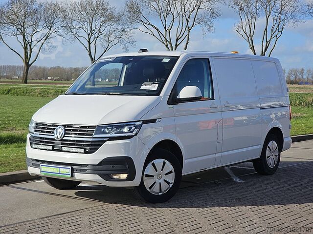 High-roof van VW TRANSPORTER 2.0 TDI L1H1 4MOTION LED!