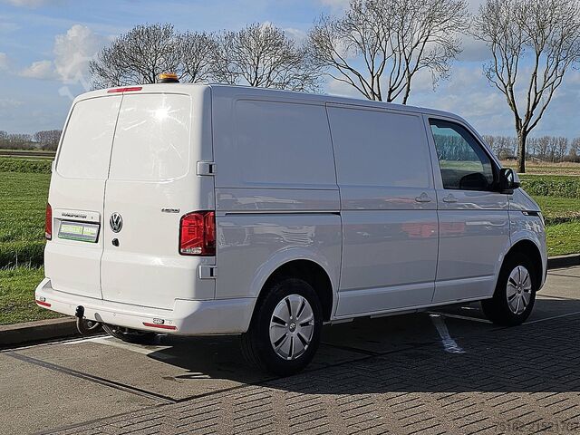 High-roof van VW TRANSPORTER 2.0 TDI L1H1 4MOTION LED!