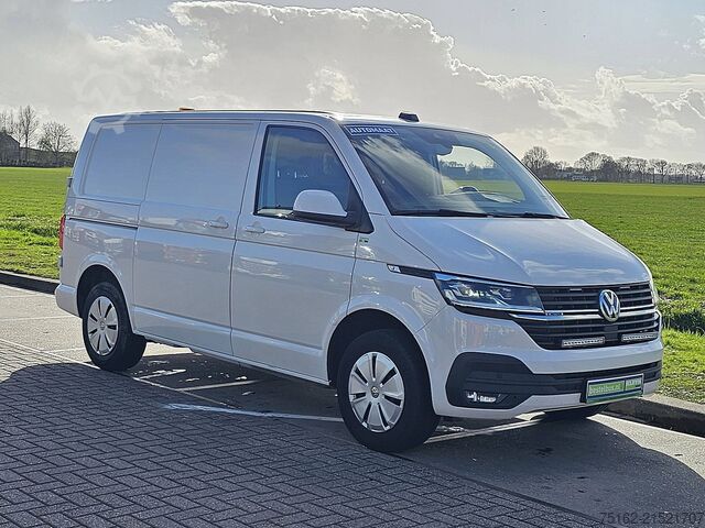 High-roof van VW TRANSPORTER 2.0 TDI L1H1 4MOTION LED!