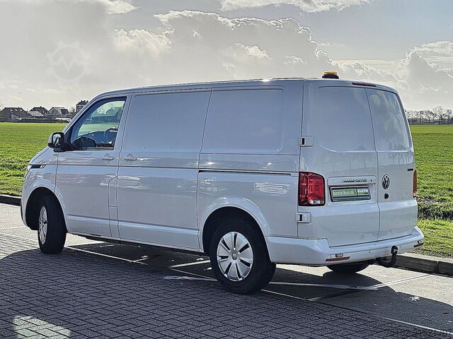 High-roof van VW TRANSPORTER 2.0 TDI L1H1 4MOTION LED!