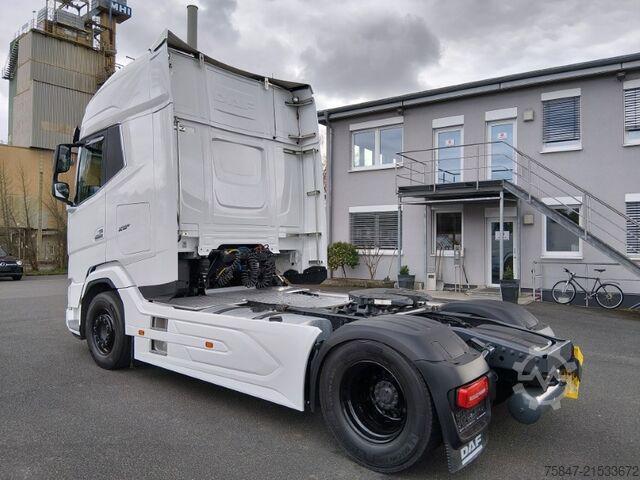 Standard SZM DAF XG+ 530 FT Intarder PCC 2x Tank Intarder