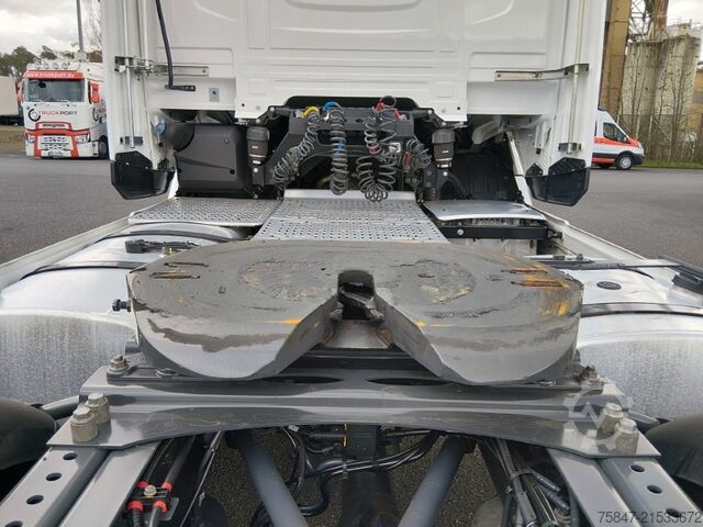 Standard SZM DAF XG+ 530 FT Intarder PCC 2x Tank Intarder