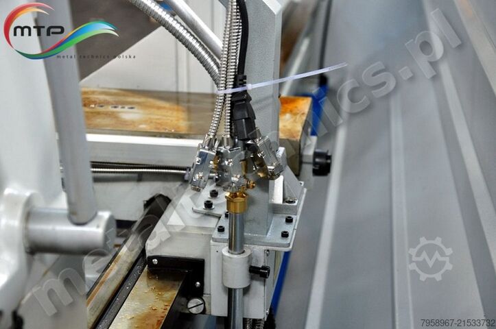 Universaldrehmaschine 660 × 2000 mit DRO Metal Technics Polska TOKARKA UNIWERSALNA MTP 660 x 2000 DRO