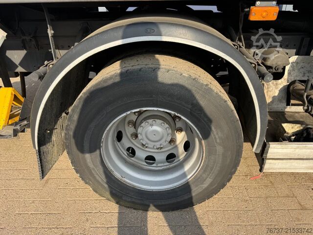 Tankwagen Renault Premium 270 **FUELTANKER-CITERNE PETROLIER**