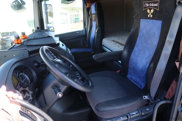 Standard SZM DAF 106 XF 460 FT