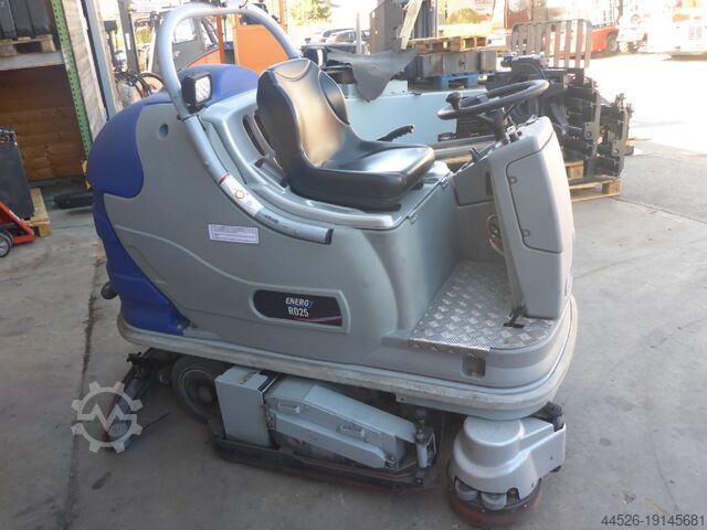Scrubber/dryers Dulevo RO 25-100