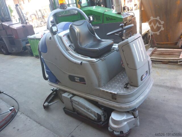 Scrubber/dryers Dulevo RO 25-100