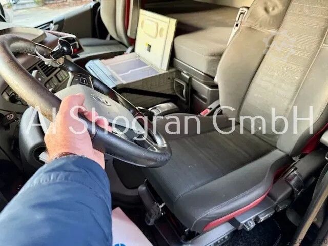 Holztransporter Volvo FH 460 6x4 / Kran Epsilon M10Z / Eu6