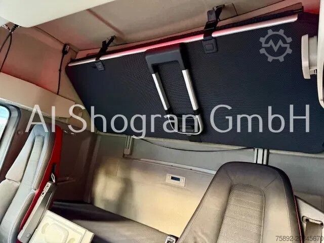 Holztransporter Volvo FH 460 6x4 / Kran Epsilon M10Z / Eu6