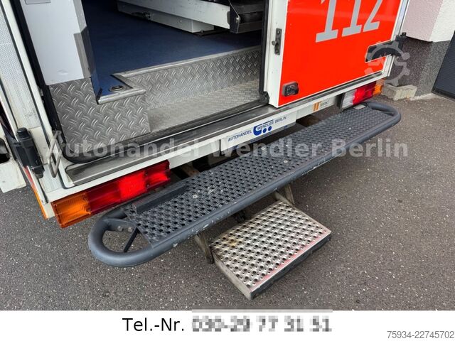 Feuerwehrfahrzeug MERCEDES-BENZ Sprinter 516 CDI RTW Fahrtec Trage & Sessel