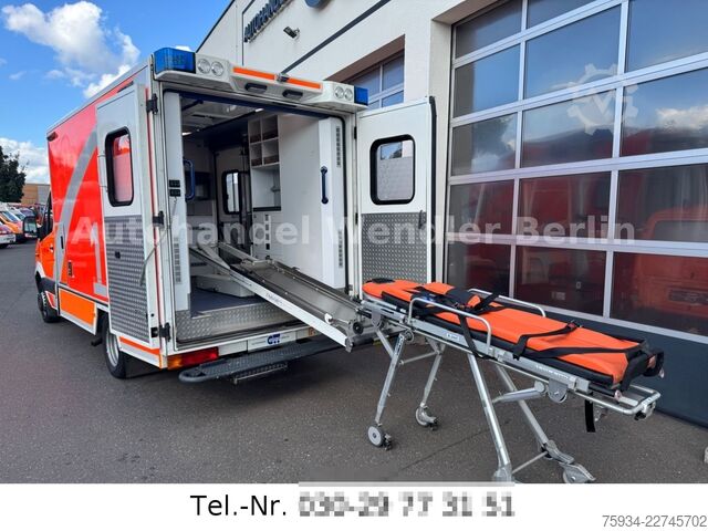 Feuerwehrfahrzeug MERCEDES-BENZ Sprinter 516 CDI RTW Fahrtec Trage & Sessel