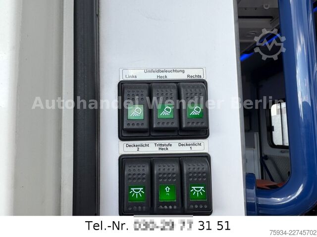 Feuerwehrfahrzeug MERCEDES-BENZ Sprinter 516 CDI RTW Fahrtec Trage & Sessel