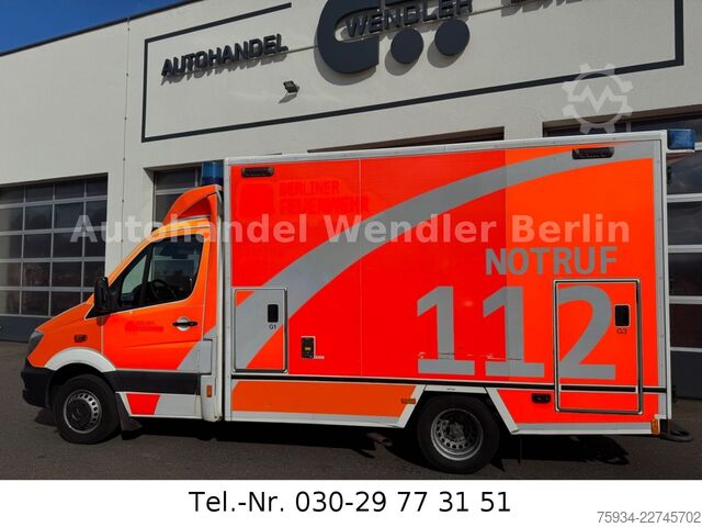 Feuerwehrfahrzeug MERCEDES-BENZ Sprinter 516 CDI RTW Fahrtec Trage & Sessel