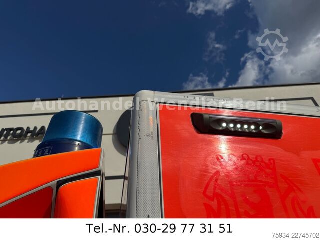 Feuerwehrfahrzeug MERCEDES-BENZ Sprinter 516 CDI RTW Fahrtec Trage & Sessel