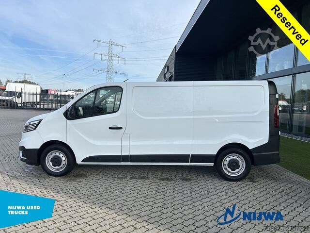 Panel van Renault Trafic 110 L2H1 Navigatie + Parkeersensoren