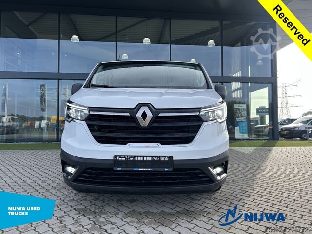 Panel van Renault Trafic 110 L2H1 Navigatie + Parkeersensoren