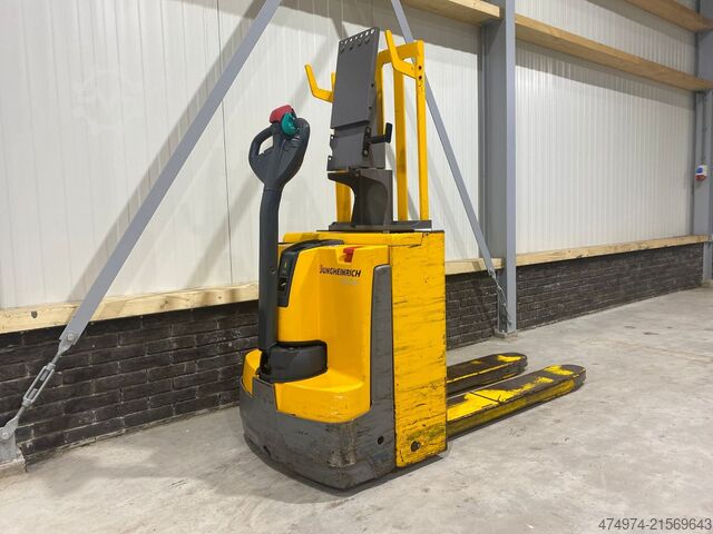 Hochhubwagen Jungheinrich C20