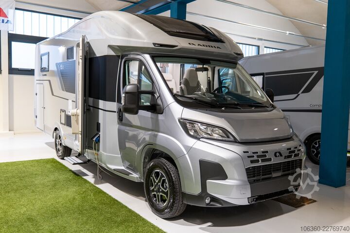 ADRIA MATRIX 670 SL - 60Y SEMI-INTEGRAL NEW ADRIA MATRIX 670 SL - 60Y