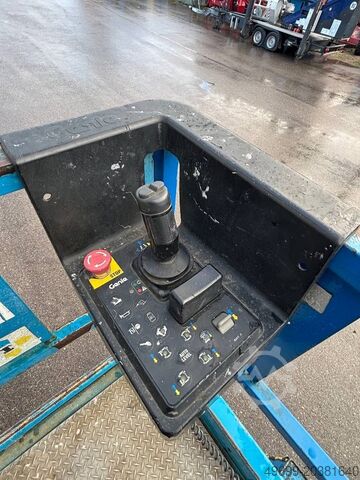 Scherenhebebühne Genie GS 2668 RT 10m Diesel Scherenarbeitsbühne