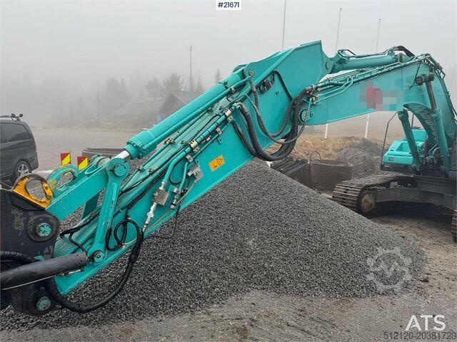 Crawler excavator Kobelco SK210LC-10 Tracked Excavator with Grading Bucket,