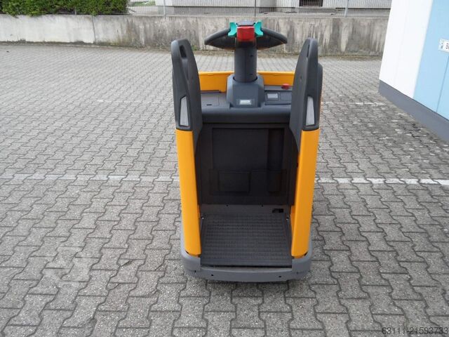 Niederhubwagen Jungheinrich ERE 225 - feste Plattform - 2025 - wenig Stunden