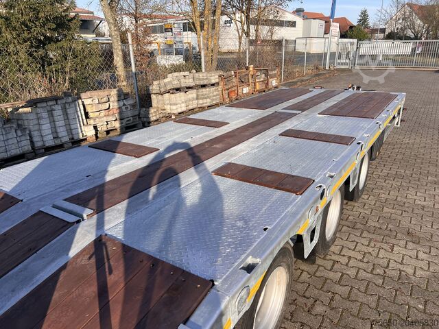 Tieflader Anhänger Möslein TT 34 Zugrohr Gerade 34 t GG Tridem- Tieflader 3 Achs, gelenktNeufahrzeug