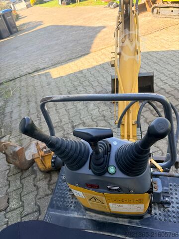 Komatsu FAT PC 03 Minibagger mit CE-Zertifikat komatsu fat pc 03