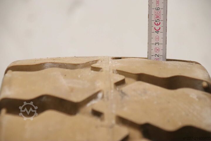 Vollgummi Reifen abriebfest 2 Stück Continental 200/50-10/ 6.50  SC 15  RIM 6.50 F-10