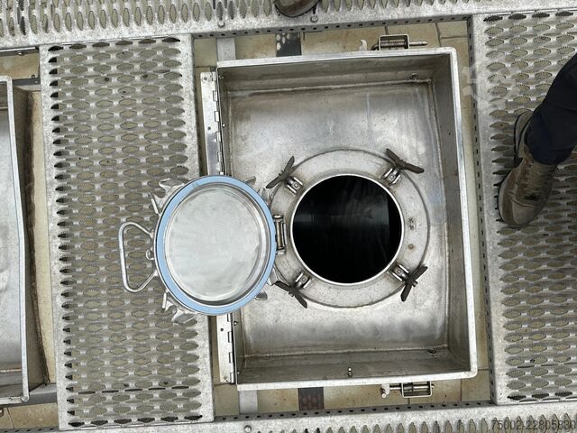 Tankcontainer Van Hool 34.600L / 1-comp. + baffles / 20FT swapbody / U...