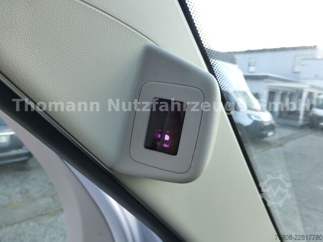 Transporter mit Koffer OPEL Movano Koffer LBW Premium