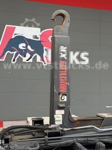 Abrollkipper SCANIA R 380 HIAB-Ladekran und ARK, Liftachsen 2+4