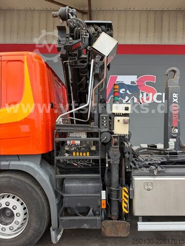 Abrollkipper SCANIA R 380 HIAB-Ladekran und ARK, Liftachsen 2+4