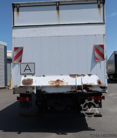 Truck with box body Mercedes-Benz 1222 L